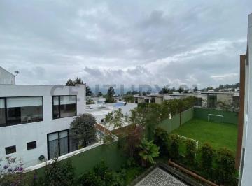 Casa de 3 habitaciones, Quito · Vendo Casa San Juan de Cumbaya