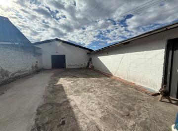 Bodega-Galpón de 6 habitaciones, Quito · Espectacular Propiedad 1.757.89 m² con Galpones con 1.005.42 m² - Mirasierra