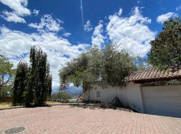 Terreno / Lote , Quito · Huayraloma Nayon – Terreno 1.940 m² en Entorno Natural, Urbanización Exclusiva