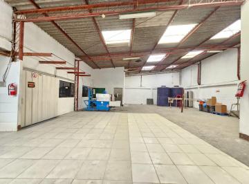 Bodega-Galpón de 3 habitaciones, Guayaquil · Propiedad en Venta – Uso Industrial y Comercial. - I. Alarcón