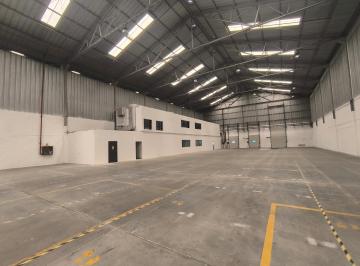 Bodega-Galpón , Guayaquil · Alquilo Bodega Industrial, Via a Daule, 1955 m², con Oficinas