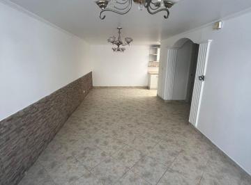 Casa de 4 habitaciones, Quito · Venta Casa en El Sector de Murko, Cerca a La Av Simón Bolivar