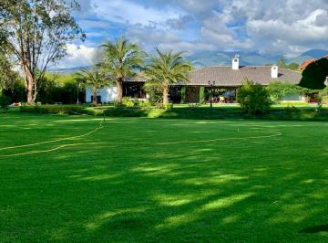 Quinta vacacional de 5 habitaciones, Quito · Quinta Vacacional con 5 Dorm. en 5400 m² en Venta en Norte de Guayllabamba