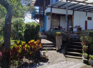 Quinta vacacional de 3 habitaciones, Quito · Venta Finca Chavezpamba $395.000
