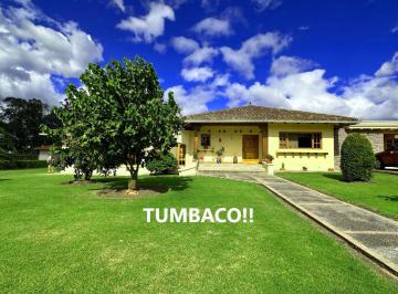 Casa de 5 habitaciones, Quito · Hermosa Casa Rústica de Venta en Tumbaco! Una Sola Planta!