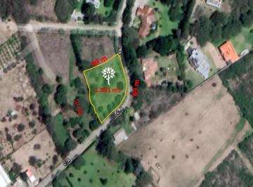 Terreno / Lote · 1753m² · Terreno de Venta en Tumbaco 1.753 m² Urbanización El Edén, Collaqui