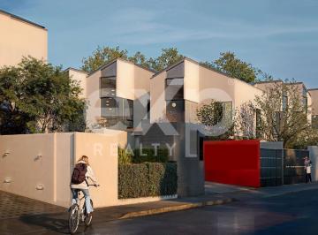 Casa · 122m² · 3 Habitaciones · 2 Estacionamientos · Casacasas en Conjunto Privado – Tumbaco - Proyecto Exclusivo Donde Convergen Naturaleza y Bienestar