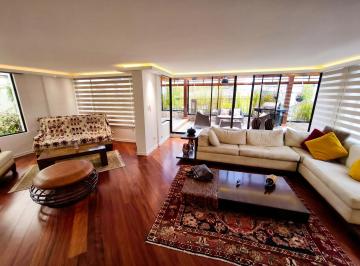 Casa · 379m² · 4 Habitaciones · 3 Estacionamientos · El Bosque, Exclusiva Casa Amoblada en Venta y Renta, 379 m²