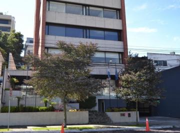 Oficina comercial · 225m² · 4 Estacionamientos · Venta Oficina Whimper
