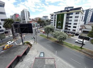Departamento · 146m² · 3 Habitaciones · 1 Estacionamiento · Oportunidad: Departamento en Venta a Pocas Cuadras del Parque La Carolina – 3 Dorm., Quito