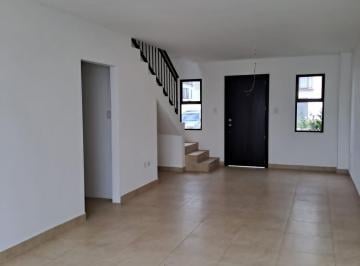 Casa de 4 habitaciones, Guayaquil · Villas del Bosque Linda Casa