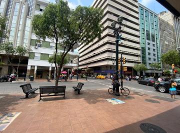 Oficina comercial · 64m² · Oficina de Oportunidad en Edificio Plaza