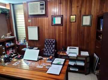 Consultorio de 1 habitación, Guayaquil · Se Vende Consultorio Medico