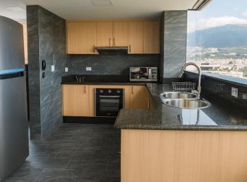 Departamento de 2 habitaciones, Quito · Arriendo Departamento Amoblado de 2 Dorm. - Gonzalez Suarez - Piscina