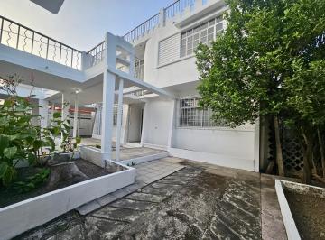 Casa de 8 habitaciones, Guayaquil · Propiedad con Proyección Rentera y Comercial – Oportunidad de Inversión - I. Alarcón