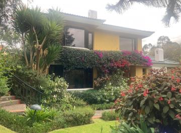 Casa de 4 habitaciones, Quito · Venta de Casa de 294 m² con 4 Habitaciones en La Urbanización Campo Alegre