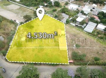 Terreno / Lote · 4530m² · Venta de Terreno 4.530 m² en Urbanización Las Peñas