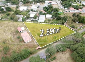 Terreno / Lote · 2890m² · Venta de Terreno 2.890 m² en Urbanización Las Peñas