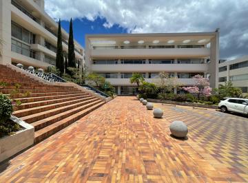 Oficina comercial de 1 habitación, Quito · Oficina de Venta Cumbaya