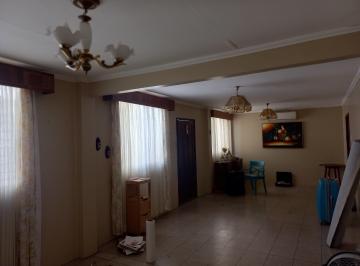 Casa de 3 habitaciones, Guayaquil · Venta de Casa Esquinera Cdla El Maestro