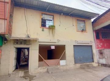 Casa · 253m² · 5 Habitaciones · Casa Rentera en Venta Leónidas Plaza y Calle B, Cerca Al Cristo del Consuelo Kats