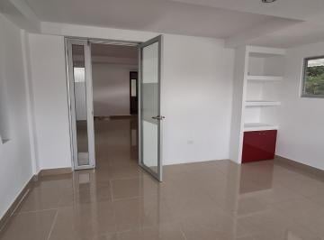 Local comercial de 25 habitaciones, Quito · Vendo o Rento por Oficinas Edificio Dptos, Oficinas Locales Floresta
