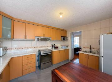 Departamento de 3 habitaciones, Quito · Venta Dpto 3 Hab. Mena del Hierro en Conjunto Norte de Quito