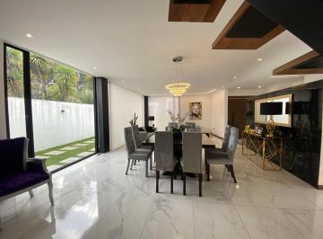 Casa de 4 habitaciones, Quito · Vendo Casa Moderna Urbanización El Condado