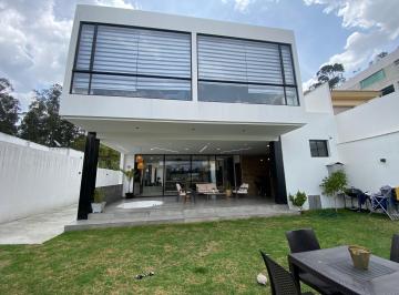 Casa de 4 habitaciones, Quito · Vendo Casa Moderna Urbanización El Condado