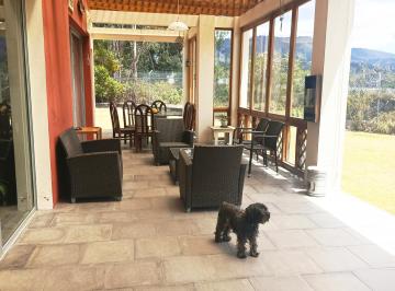 Casa de 5 habitaciones, Quito · Vendo Casa de 5 Dorm. en Lumbisí