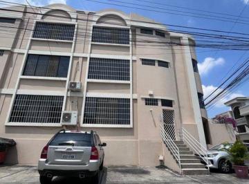 Departamento de 2 habitaciones, Guayaquil · Venta de Departamento en Urb. Santa Cecilia - J. Delgado