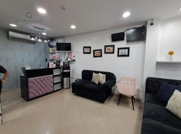 Local comercial · 51m² · Venta de Local Comercial en Plaza Mayor 2. G. P