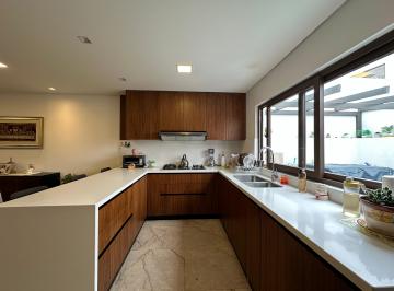 Departamento de 2 habitaciones, Cuenca · Departamento en Venta en El Centro de Cuenca – 2 Dorm., Parqueo y Ascensor