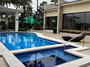 Casa de 4 habitaciones, Guayaquil · Venta Casa, Mocoli Golf - Club. Al Pie del Rio. 1.540 m² Terreno, 620 m² de Const.