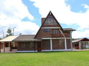 Casa de 5 habitaciones, Quito · Vendo Casa Tumbaco