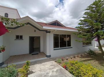 Casa de 4 habitaciones, Quito · Casa a Estrenar en Venta - Hacienda Capelo Los Chillos