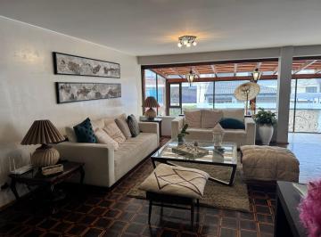 Departamento de 3 habitaciones, Quito · Vendo Deártamento 180 m² en El Sector de La Brasil y Zamora