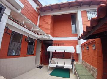 Casa de 2 habitaciones, Quito · California Alta, Linda Casa Remodelada $120. 000 *en Condominio Seguro*