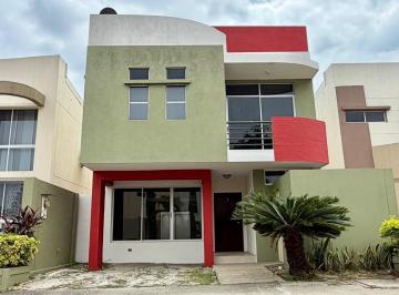 Casa · 179ha · 4 Habitaciones · 2 Estacionamientos · Venta Casa en Via a La Costa Belohorizonte 4 Dormito