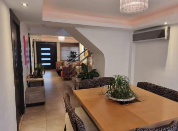 Casa de 4 habitaciones, Guayaquil · Ciuad Celeste - La Marina Casa en Venta.