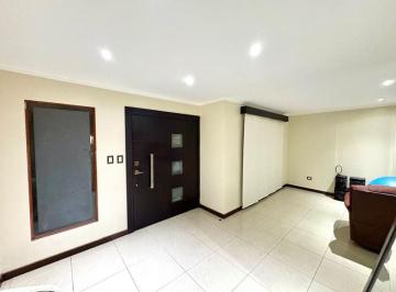 Casa de 3 habitaciones, Daule · Villa Club. Vendo Casa Remodelada, 3 Dorm., Garaje Cubierto, Patio con Bbq