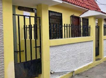 Casa de 3 habitaciones, Guayaquil · La Alborada Casa Rentera en Venta