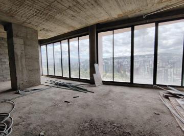 Departamento de 3 habitaciones, Quito · Se Vende Departamento 3 Dorm., 166,77 m², Sector La Carolina