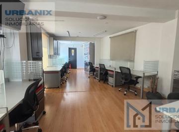 Oficina comercial · 203m² · 2 Estacionamientos · Oficina en El Bosque