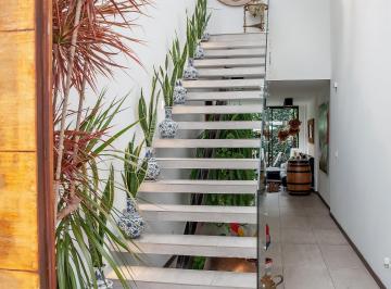 Casa de 3 habitaciones, Quito · Vendo Hermosa Casa en Puembo