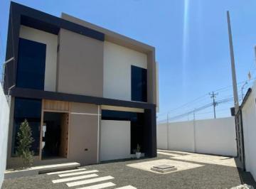 Casa · 239m² · 3 Habitaciones · Casa en Norte de Montecristi