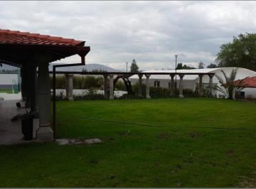 Casa · 700m² · 4 Habitaciones · 10 Estacionamientos · Puembo Propiedad en Venta Ideal Para Eventos