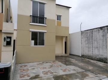Casa de 3 habitaciones, Daule · Urb. Gran Victtoria, Casa en Venta.