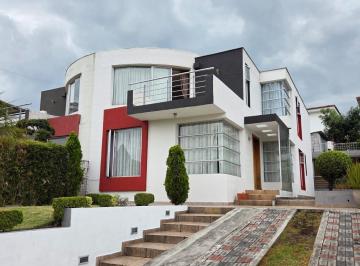 Casa de 3 habitaciones, Quito · Casa Moderna 3 Dorm. Sta Clara Valle de Los Chillos Re/max Futuro