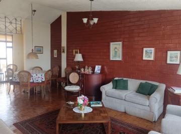Departamento de 4 habitaciones, Quito · Oportunidad! Las Casas, Vendo Hermoso Dpto. Duplex Tipo Casa, Acogedor $87000, Bajo de Precio.